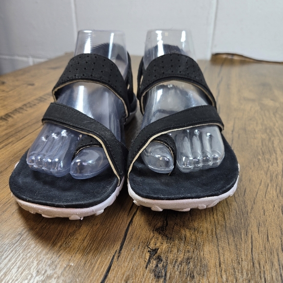 Merrell Terran Ari Convert Sports Black Suede Sandals - Picture 8 of 12